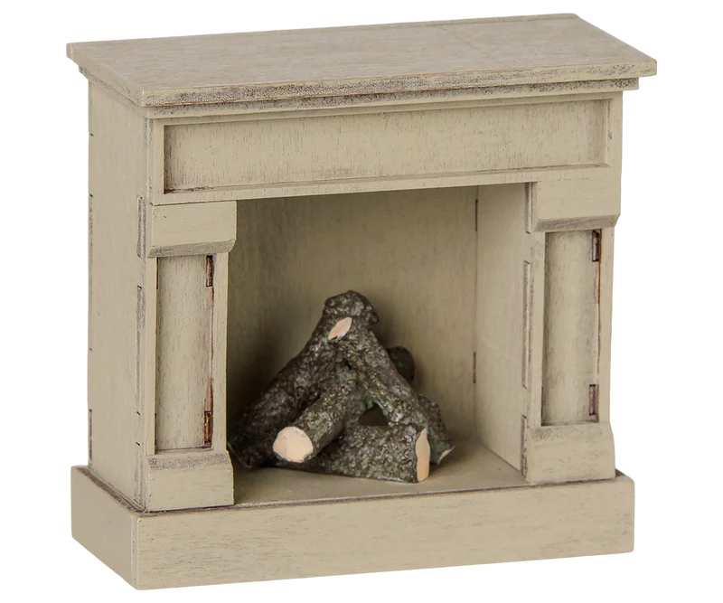 Maileg Fireplace, Mouse - Off White Maileg