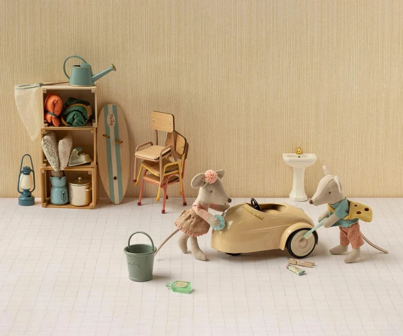 Maileg Car, Mouse - Wheat Maileg