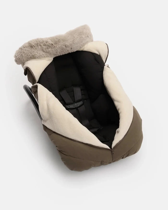 7AM Enfant Car Seat Cocoon Helsinki - Moss Brown Faux Fur (0-12M)