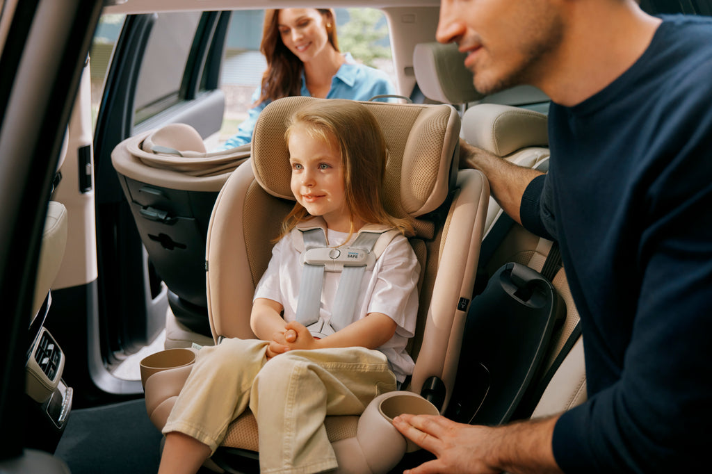 Cybex Callisto G 360° Rotating All-in-One Convertible Car Seat - Moon Black Cybex