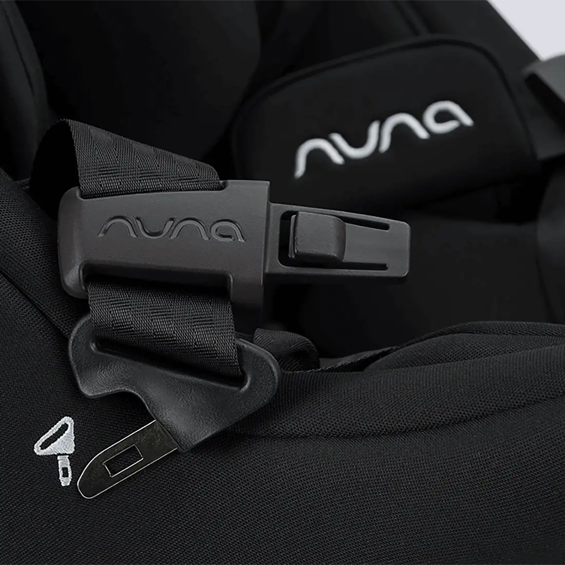 Nuna Rava™ Next Convertible Car Seat - Caviar Nuna