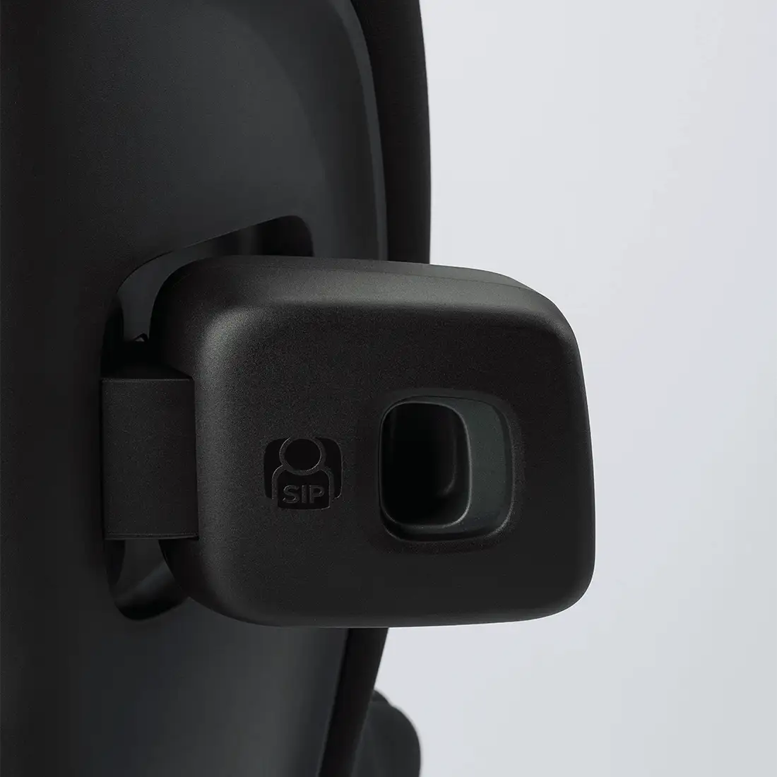 Nuna Rava™ Next Convertible Car Seat - Caviar Nuna