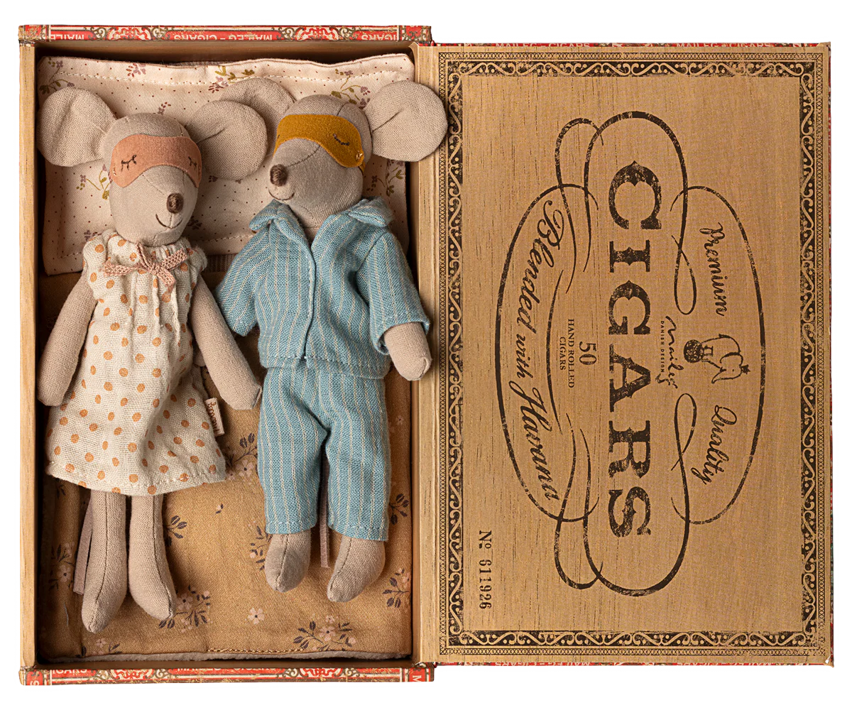 Maileg Mum & Dad in cigarbox Maileg