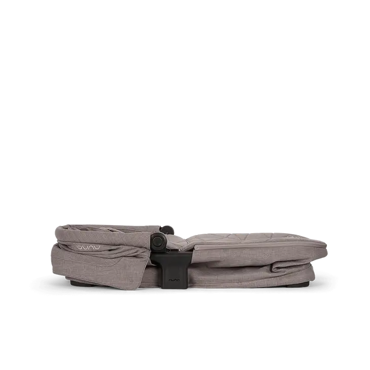 Nuna Swiv™ & Triv™ Series Bassinet + Stand BMW Collection - Umber Nuna