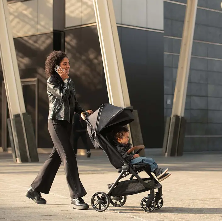 Nuna TRVL lx Compact Stroller - Caviar Nuna