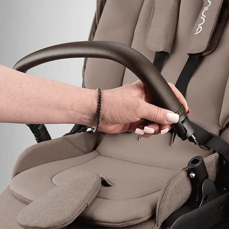 Nuna SWIV Stroller - Cedar Nuna