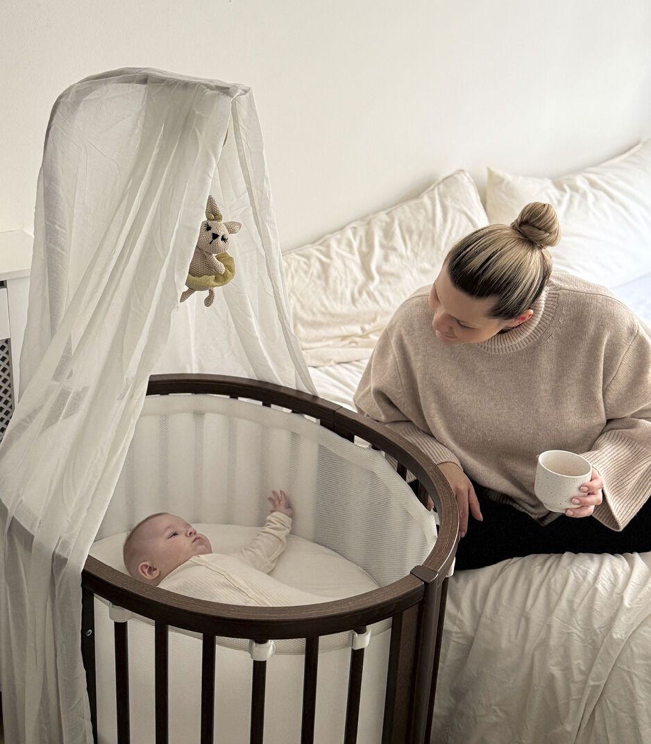 Stokke® Sleepi™ Mini Bundle with Mattress V3 - Warm Brown Stokke