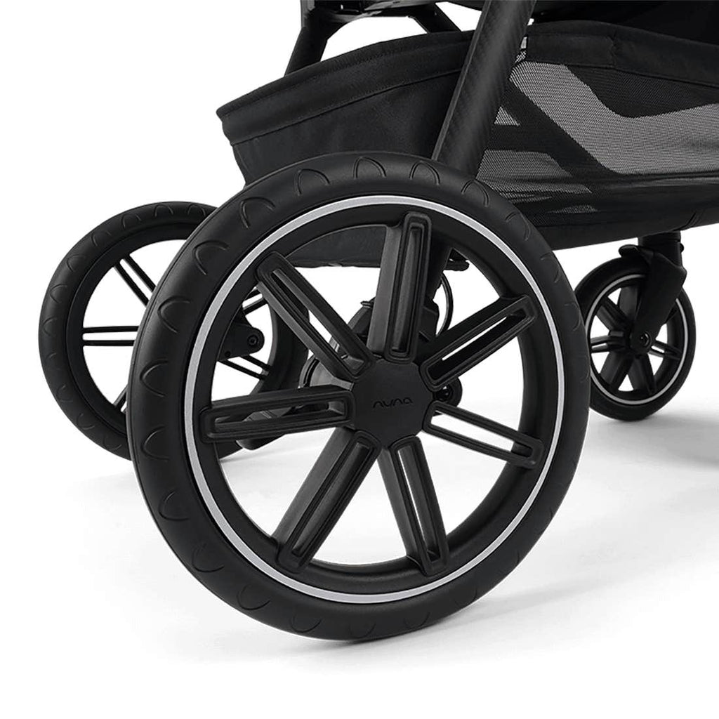 Nuna Triv™ lx + Pipa™ Urbn Travel System - Caviar Nuna