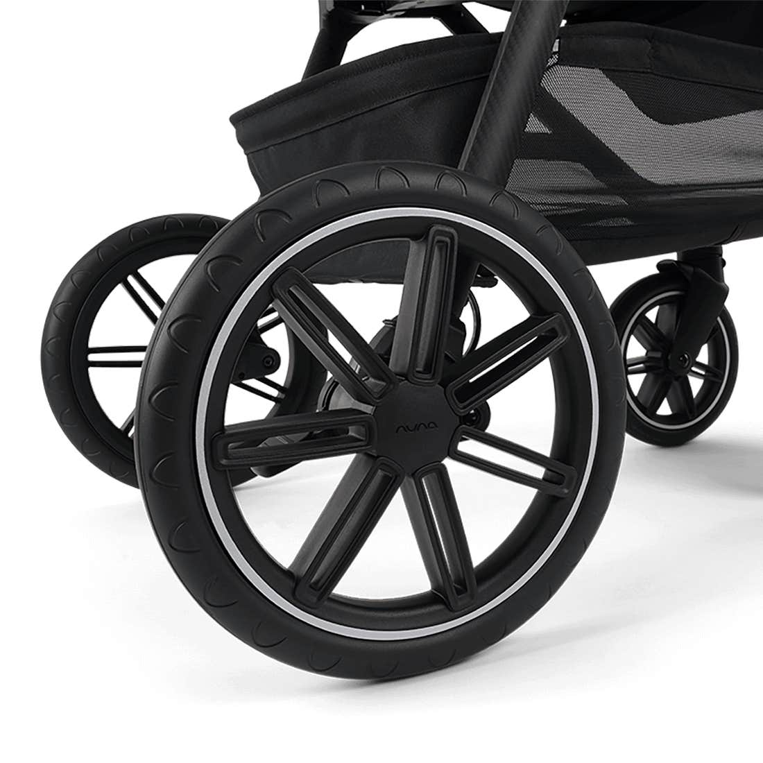 Nuna Triv™ lx + Pipa™ Urbn Travel System - Caviar Nuna