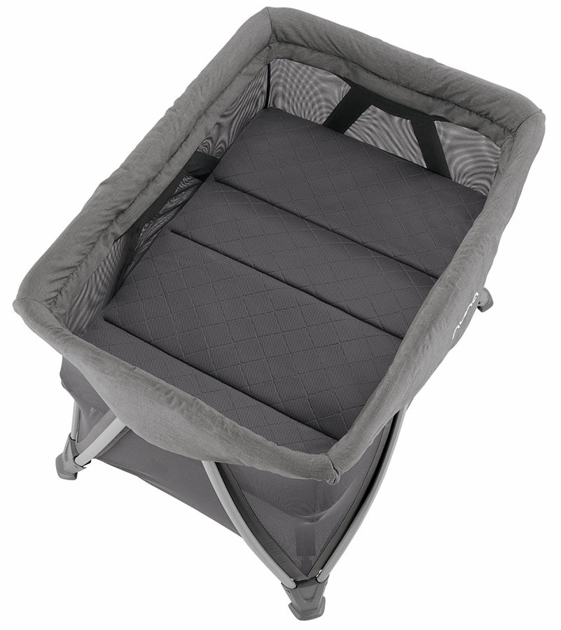 Nuna SENA Aire Playard and Changer Bundle - Granite Nuna